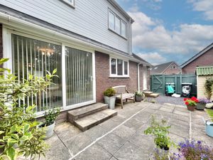 Photo 30- click for photo gallery